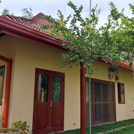 El-Nivasa Villa In Weligama Luaran gambar